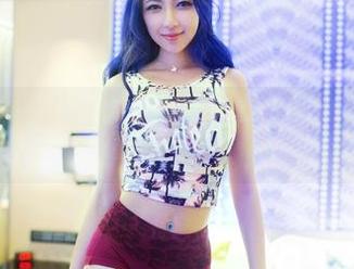 推女郎 – 最新一波林清儿眼镜合集，眼镜款式比我衣柜还多，这搭配真是要命啊！