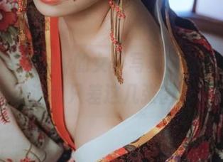 无颜小天使wy的女仆写真，让我想说，生活难道就只差这几张图片了吗？
