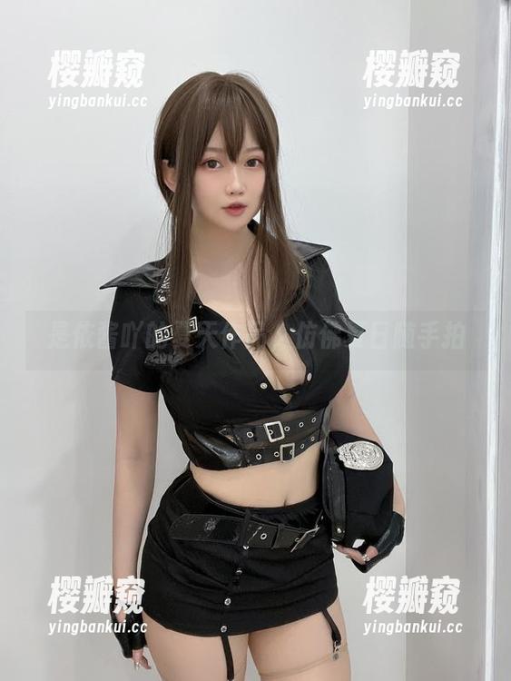 是依酱吖的夏天作品，仿佛夏日随手拍