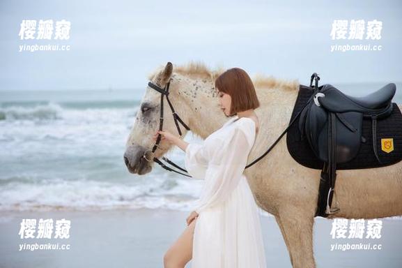 微密圈 - 从果儿Victoria这里看黑丝吊带作品集，分享过程中我：“哎…这太好看了吧？
