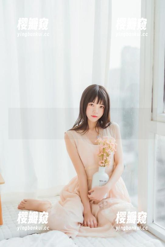 这里是桜桃喵的JK女子高中生套图分享！带着点小任性，咱们来一发！