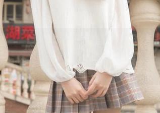 梦丝女神 – 总是想起苏柔的眼镜，精选作品集：与众不同的视域！