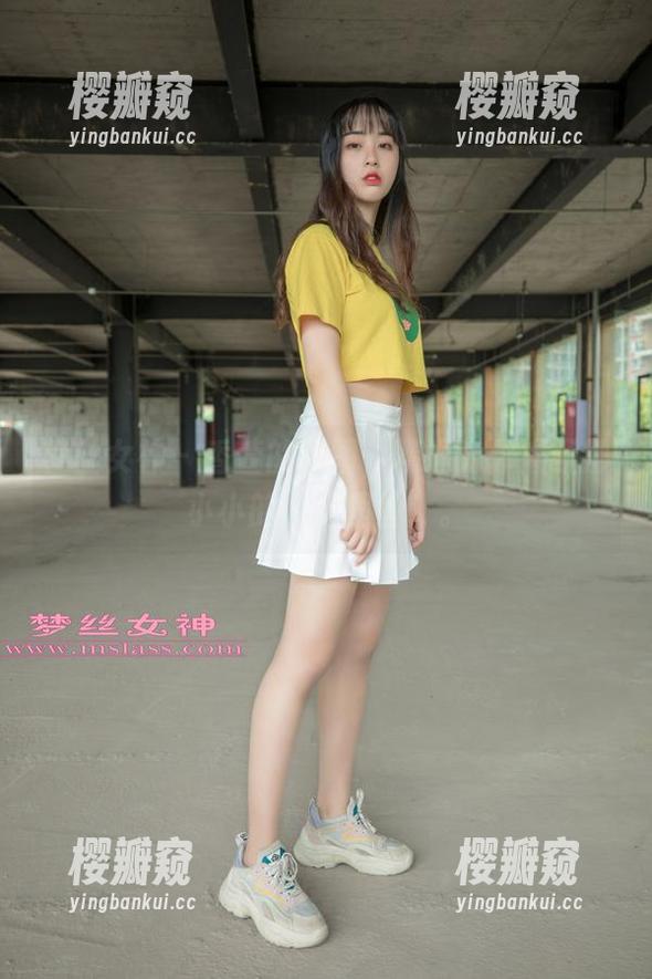 梦丝女神-香萱 梦丝女神 - 香萱的原图,精选为你揭示那小小的“裤里丝”。