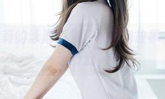 神沢永莉的泳池图集，水里有故事，陆地也有戏！