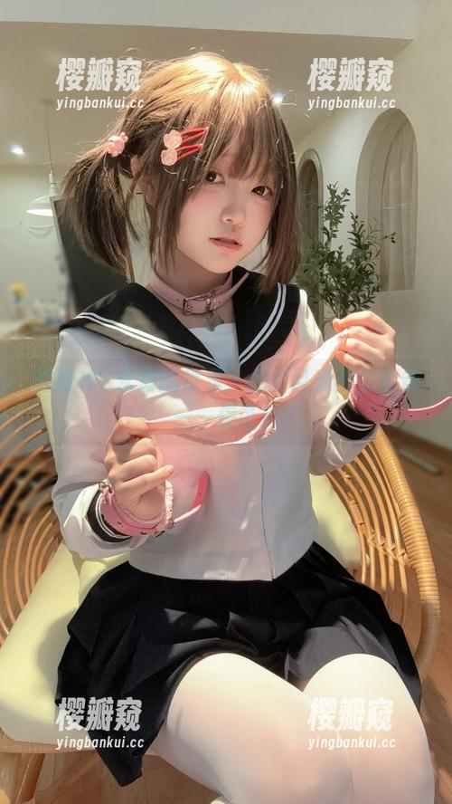 神沢永莉 在线神沢永莉的裸足,你的目光不会游走——保证!