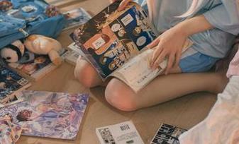 神沢永莉的最新魅魔利兹作品集，又是一个需要思考的旅程
