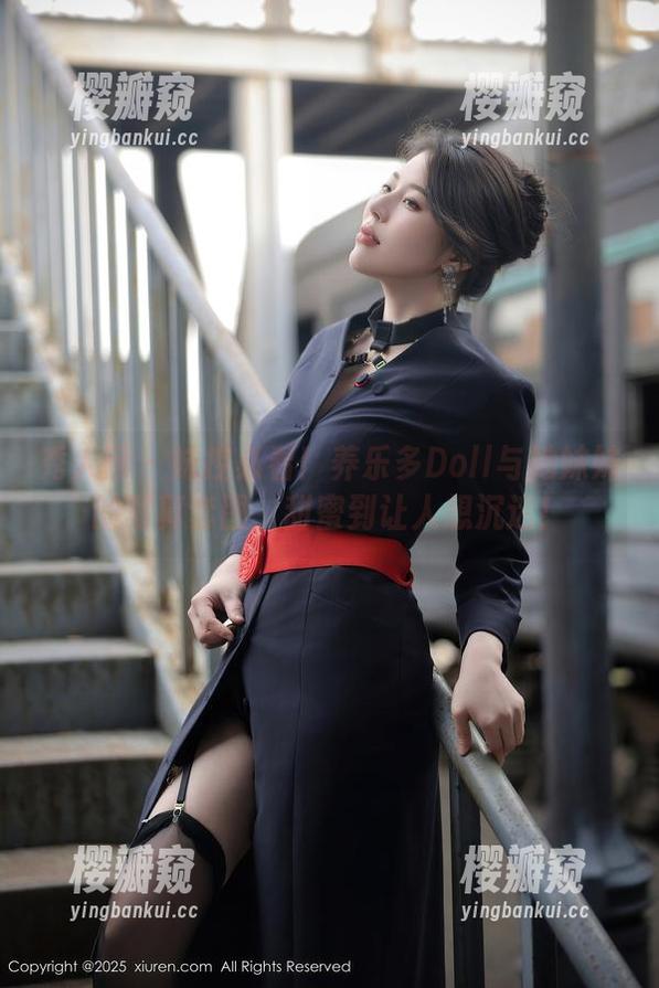 秀人网-养乐多Doll 秀人网 - 妹控必看!养乐多Doll与她妹妹的写真套图,甜蜜到让人想沉迷!