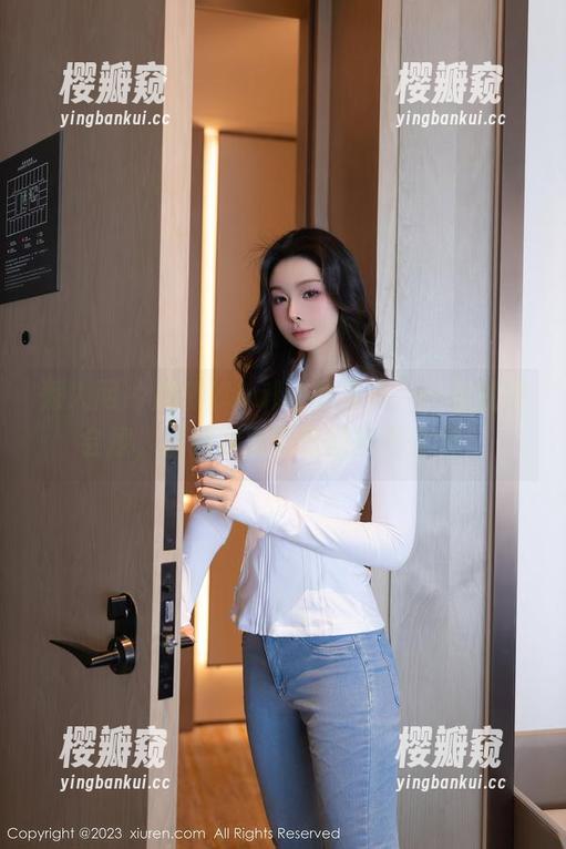 秀人网-周慕汐baby 秀人网 - 周慕汐baby的写真,一看就很会撩,打破我对可爱的所有定义!