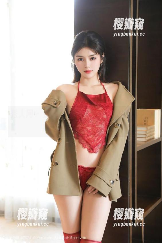 秀人网-周波儿 秀人网 - 走路不怕摔,周波儿的高跟鞋图集—下载见真实动作!