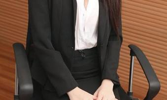 秀人网 – 宋愉愉的少女图册，恰似她自己的青春自拍，参演角色：少女与奇葩！