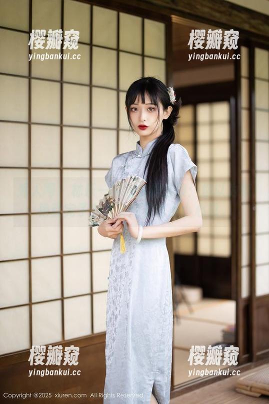 秀人网 - 林乐一的连衣裙合集：你以为惊艳就完了？其实还有这点小心思。