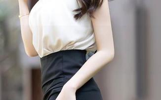 秀人网 – 最新图库：“梦娜Vanessa”的泳装，觉得比我自己穿得好看呢！