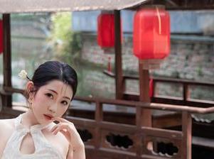 秀人网 – 是个资源控，看西门小玉如何把“秘书”玩出新花样？