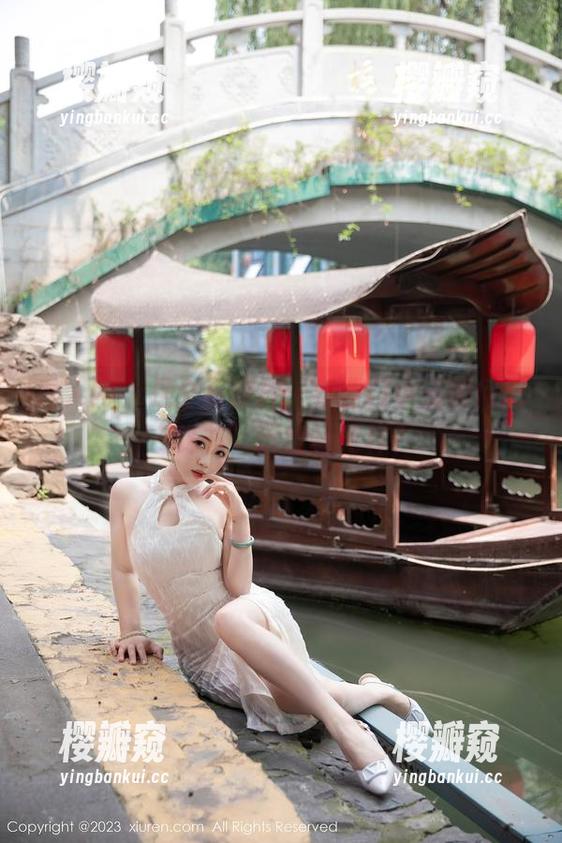 秀人网-西门小玉 秀人网 - 是个资源控,看西门小玉如何把“秘书”玩出新花样?