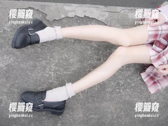 紧急企划 - 水手服与小恩，壁纸界的新宠，嘿！