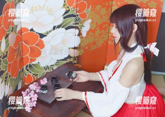 羊小雪juvia 微密圈 - 最新水手服套图,羊小雪juvia可真会挑衣服,这不就是天生的海王吗?