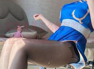 微密圈 – 这原图是怎么做到的？美邵女Baby的蕾丝肉色丝袜，感觉资源满满！
