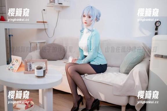 肉扣热热子 穿越到肉扣热热子的作品里,仔细一看,山鲁佐德好像在跟我打招呼。