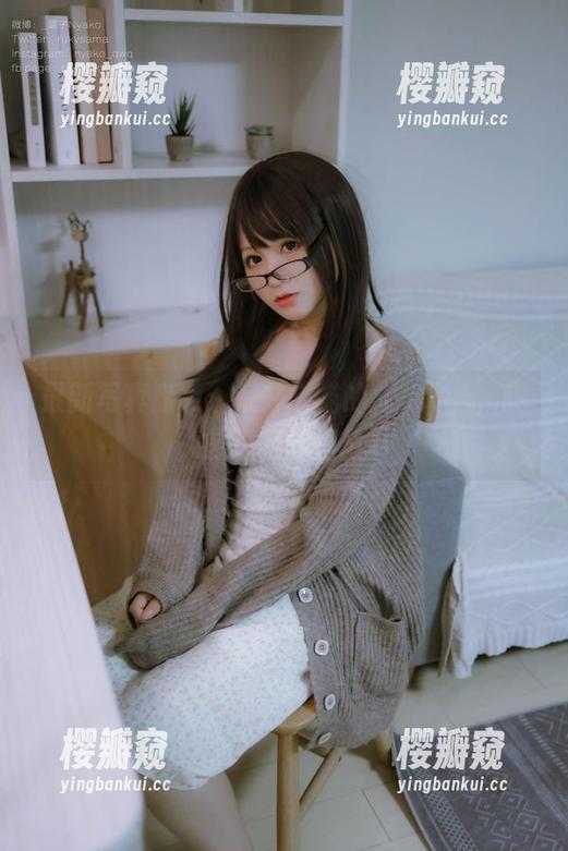 荒井喵喵 最新写真盘点:荒井喵喵的旗袍本A,眼前一亮的画风