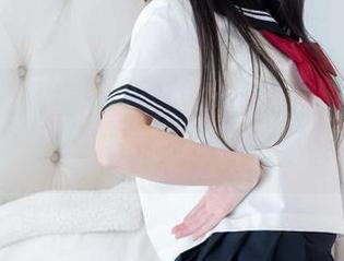 袜啵啵 – 儿童节？不，是熊熊的制服作品福利时间！