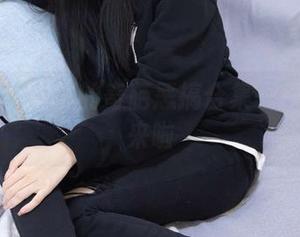 袜啵啵 – 学妹的奇葩恶搞合集——糯米我来啦