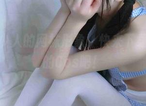萌化不少人的网袜形象，快来下载西尔酱的Cos吧！