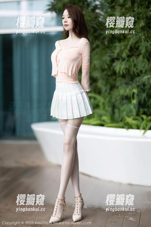 语画界-徐莉芝Booty 语画界 - 全集细看,徐莉芝Booty的白裙难道是...每个角度都有新态度?
