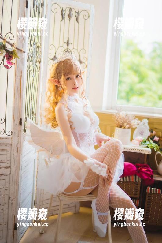 金鱼yui 金鱼yui在线,图片里扭动的蝶步,真是有点意思。