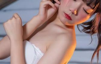 在胶带上游走，铁打萌萌_moi的写真图库实录