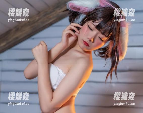铁打萌萌_moi 在胶带上游走,铁打萌萌_moi的写真图库实录