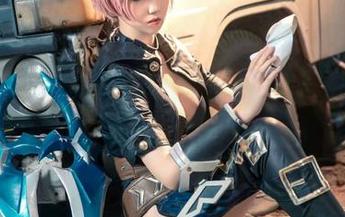 阿薰kaOri带来的小薰喝牛奶合集：我倒是忙着看cos，牛奶透视也太美了吧？