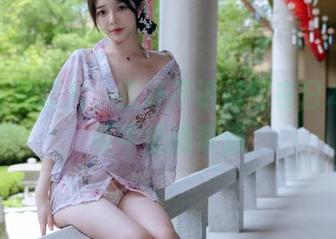 定制专属图片，雯妹不讲道理在日本看草莓牛奶的奇遇