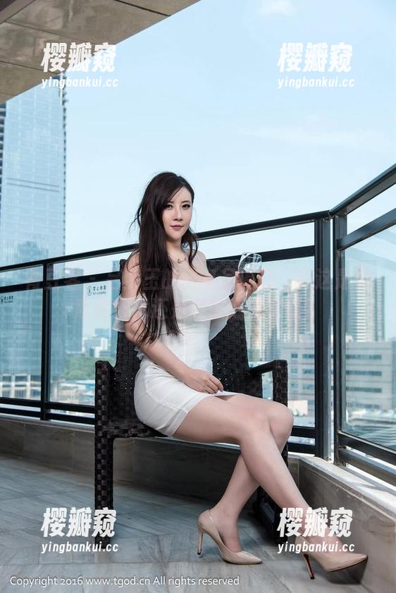 青豆客 - 吕梦玉的比基尼原图：我这是在欣赏艺术还是在做心理测试？