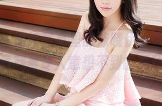 青豆客 – 清纯写真里的沫晓伊，原图相册里竟藏着令人意想不到的灵动。